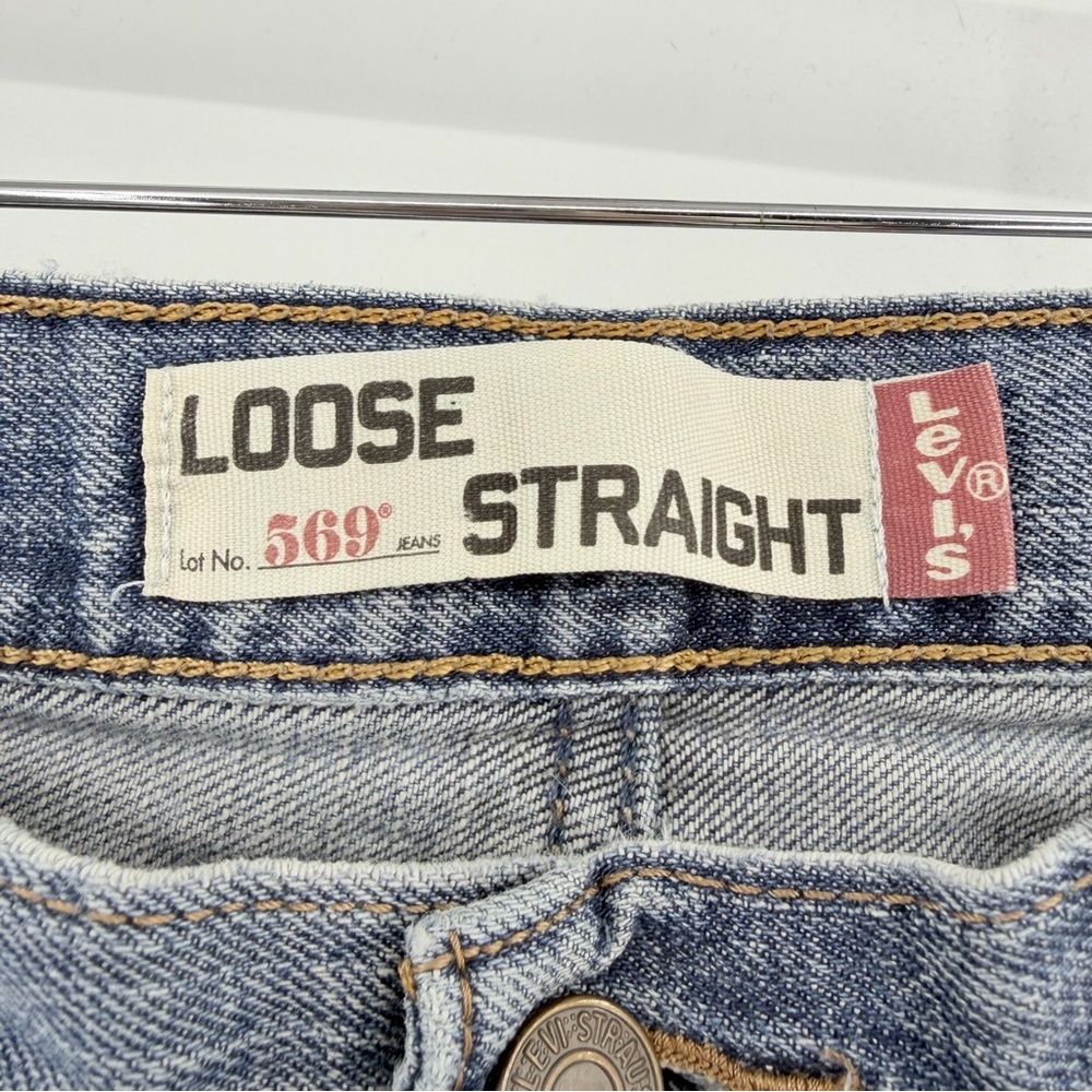 Levi's 569 Loose Straight Light Y2K 90’s Blue Jeans Red Tag Size 38x30 - Picture 3 of 4